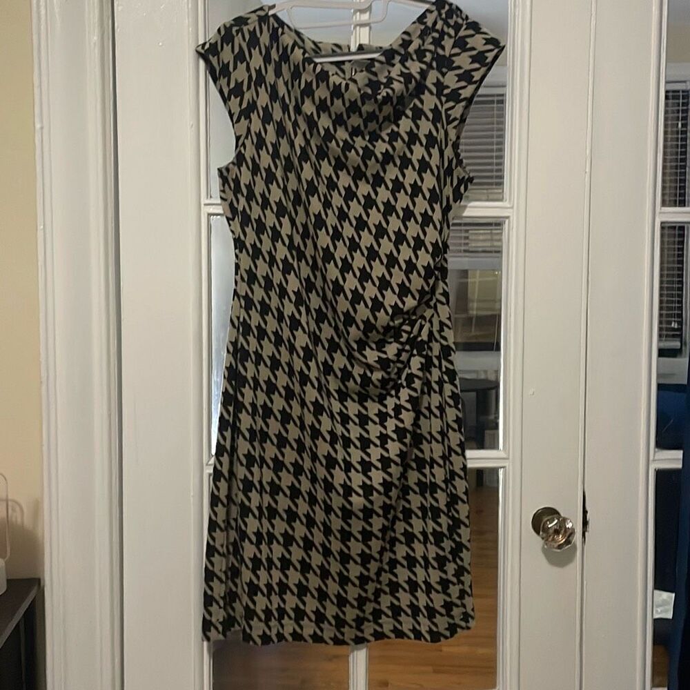New York Julian Taylor black beige office dress size 16